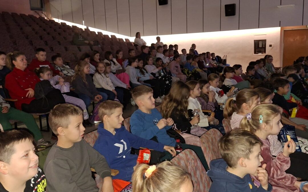 Kino projekcija igranog filma Božićna mišolovka